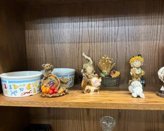 Ceramic Dog Bowls - Figurines