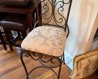 Counter height bar stool