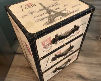 Paris Side table/storage