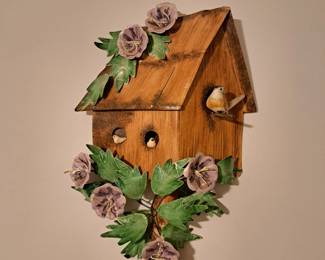 Metal Birdhouse Wall Decor