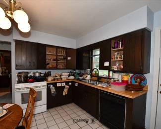 093Kitchen