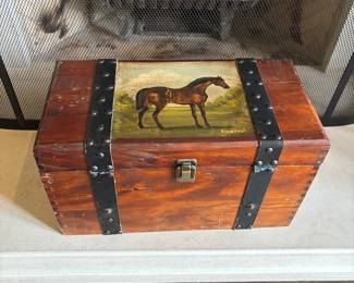 Equestrian theme wooden box