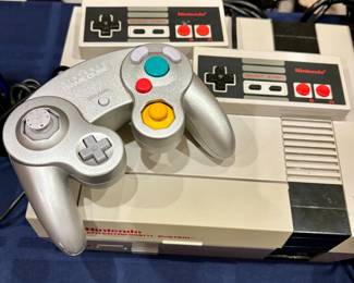 Nintendo Nintendo NES with controllers