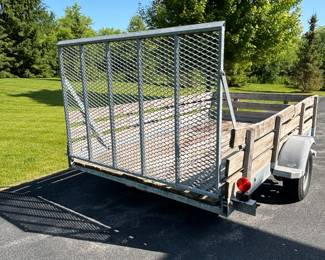 Karavan Utility trailer 6'8" x 12''
