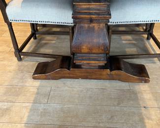 Restoration Hardware dining table pedestal detail