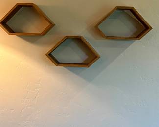 Wall shelves 
