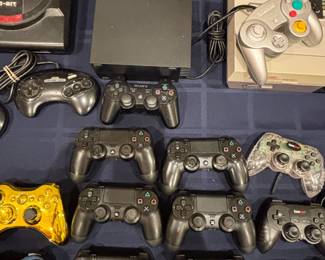 Sony dual shock wireless controllers