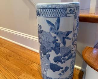 Vintage 60’s Chinoiserie Ceramic Blue and White Umbrella Stand