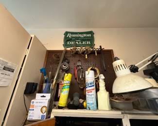 SIGN SOLD