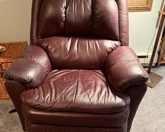 LANE Furniture Leather Recliner