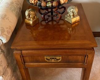 THOMASVILLE Chinoiserie Side Table