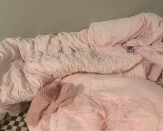 Pink girl bedding