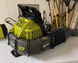 RYOBIE Back Pack Blower