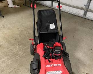 CRAFTSMAN Battery Lawnmower with 2 Batteries and 2 Chargers