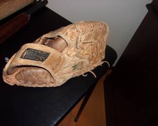 Early Baseball Glove