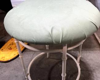 Classic Bamboo style Vanity stool!