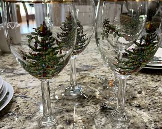 SPODE Gold rimmed wine glasses...perfection