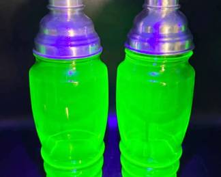 (2) Hocking Green Depression Glass Cocktail Shakers