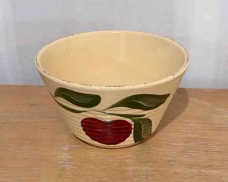 Watt Pottery Apple Three Leaf Oven Ware Bowl - Numbered 8