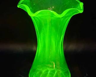 Hocking #G303 Vase w/ Wide Optics