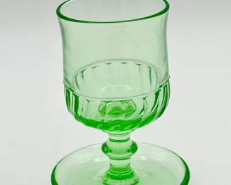 Duncan & Miller Spiral Flute Uranium Glass Cigarette Holder