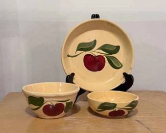 (2) Watt Pottery Apple Pattern Oven Ware Bowls And Pie Plate