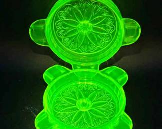 (2) Jeannette Glass Uranium Ashtrays Sunflower Pattern 1930-1935