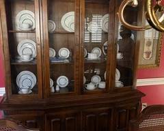 Ethan Allen China Cabinet w/lights