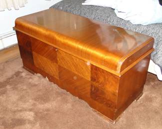 Lane Cedar Chest