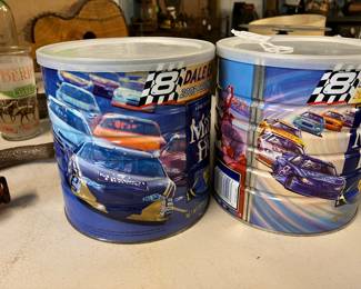 Coffee can collectibles