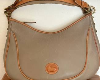 AWT030 Vintage Dooney & Bourke Ladies Handbag