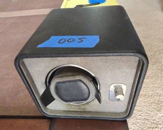 AWT005 Wolf Windsor Watch Winder