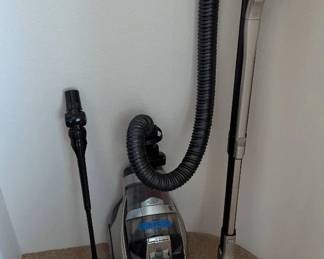 AWT022- Hitachi Vacuum Cleaner