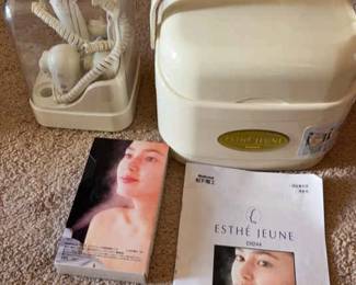 AWT136 Esthe Jeune Machine
