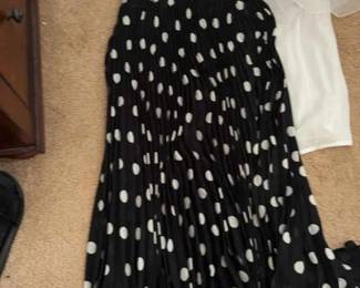 AWT056 Assortment of Vintage Ladies Clothing Size Smalll