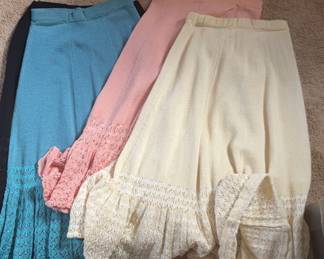 AWT038 Four Vintage Knit Skirts