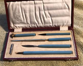 NEW: Vintage Bakelite Manicure Set