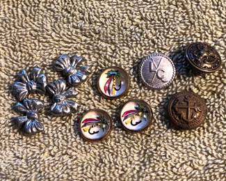 NEW: Vintage Buttons