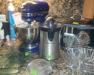 Upscale kitchen appliances...
