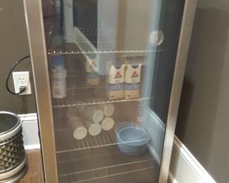 Mini fridge..excellent condition