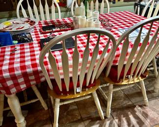 Kitchen table & chairs
