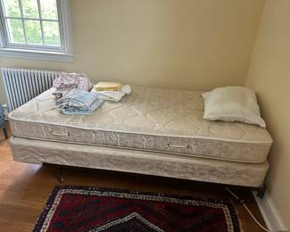 Twin Bed, Sheets