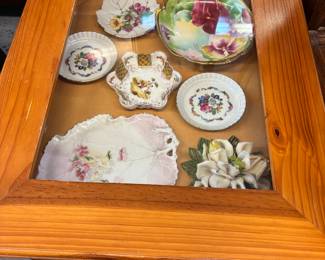 Nice curio Table for your favorite display