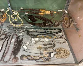Unique vintage jewelry
