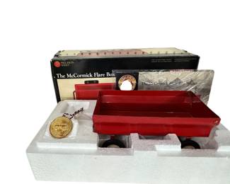 1/16 scale ERTL McCormick trailer