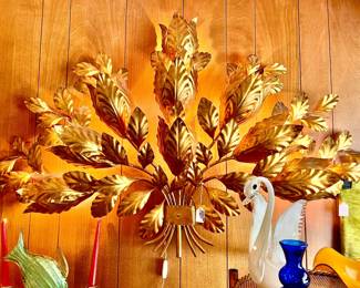 ANOTHER AMAZING LIGHTED WALL SCULPTURE.