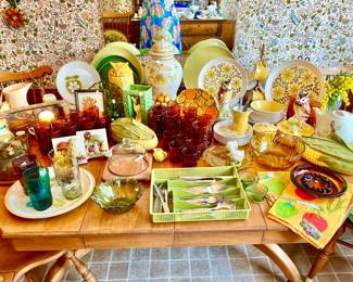 BREAKFAST TABLE LOADED WITH FUN VINTAGE KITCHEN.