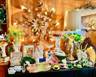 VINTAGE, MID CENTURY MODERN, AND HOLLYWOOD REGENCY ALL MIXED INTO ONE!