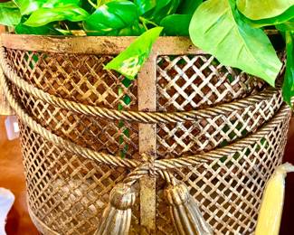 VINTAGE TASSLE MAGAZINE RACK