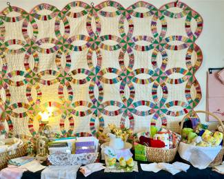 VINTAGE QUILTS!